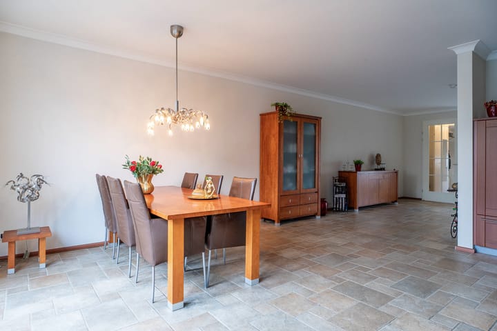 Photo 8 of Varsseveldstraat 143