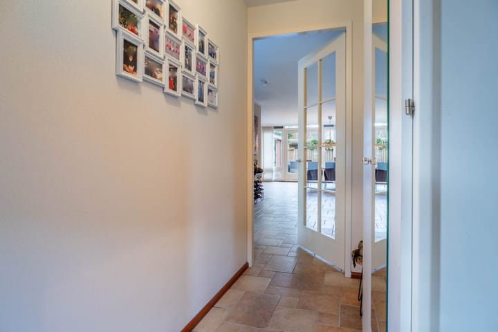 Photo 11 of Varsseveldstraat 143