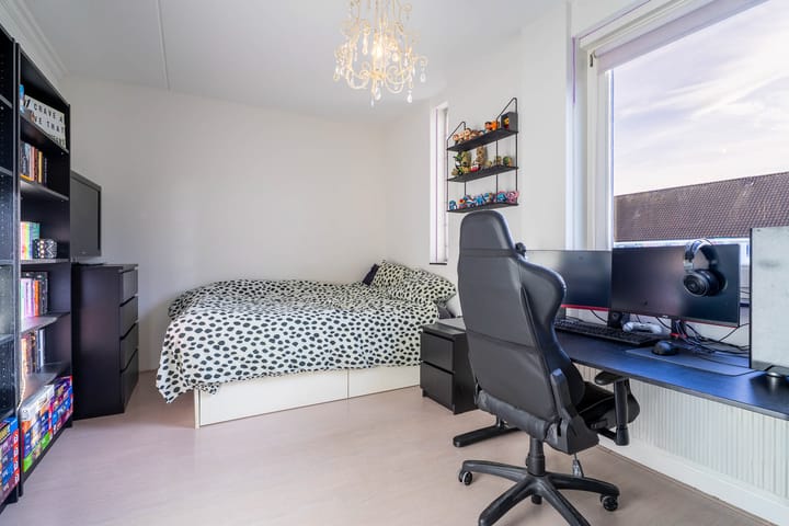 Photo 15 of Varsseveldstraat 143