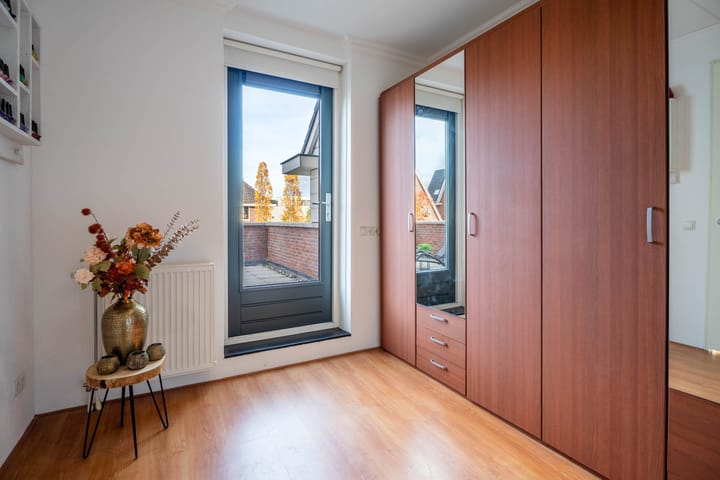 Photo 17 of Varsseveldstraat 143