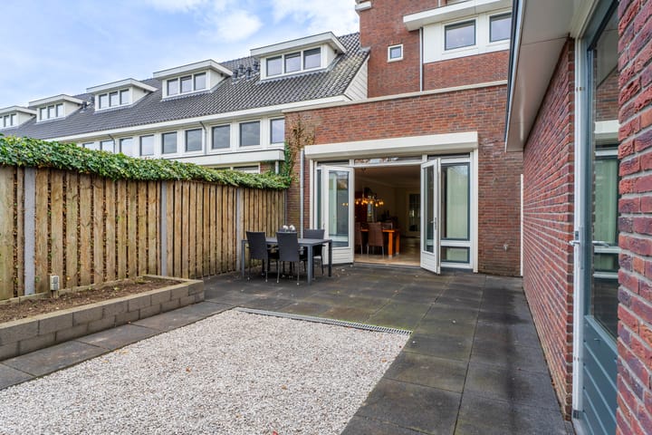 Photo 31 of Varsseveldstraat 143