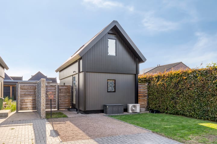 Photo 1 of Dotterbloemstraat 6