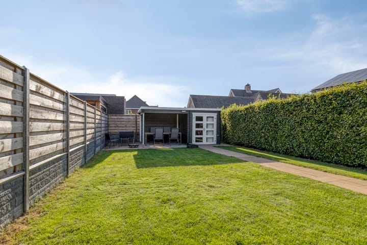 Photo 4 of Dotterbloemstraat 6