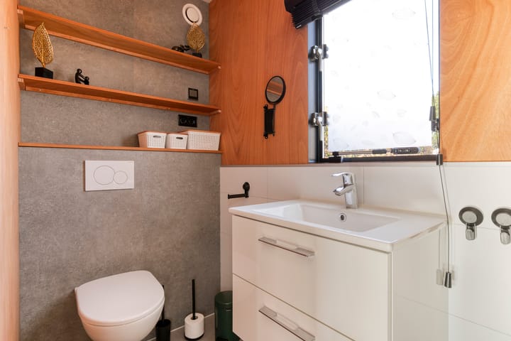 Photo 18 of Dotterbloemstraat 6