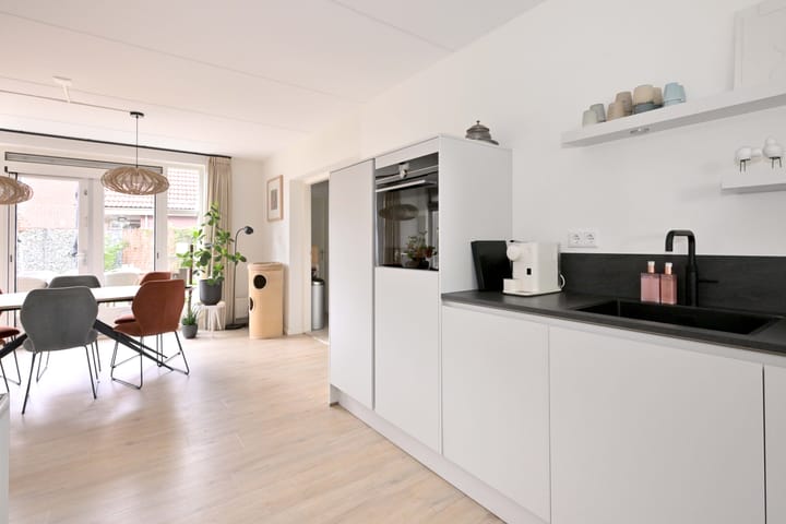 Foto 11 van Dudokstraat 14