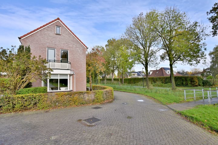 Foto 42 van Dudokstraat 14