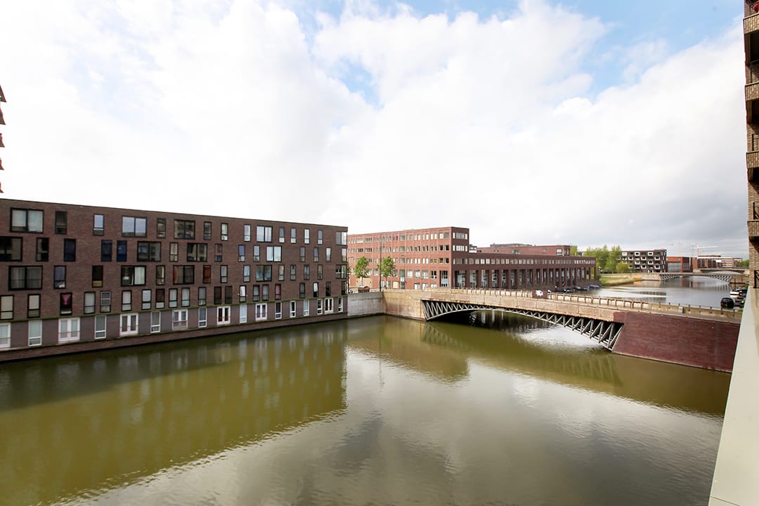 Photo 14 of Bert Haanstrakade 932