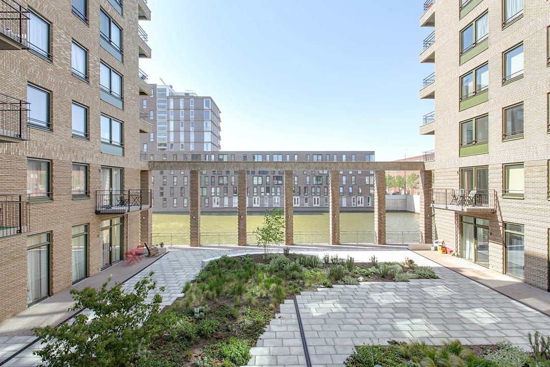 Photo 21 of Bert Haanstrakade 932