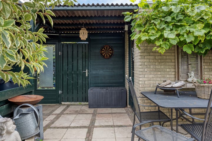 Photo 12 of Anna Teding van Berkhoutstraat 34