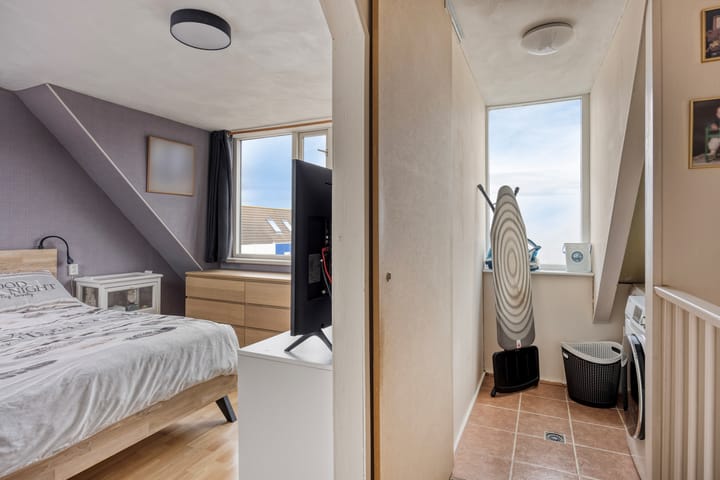 Photo 23 of Anna Teding van Berkhoutstraat 34