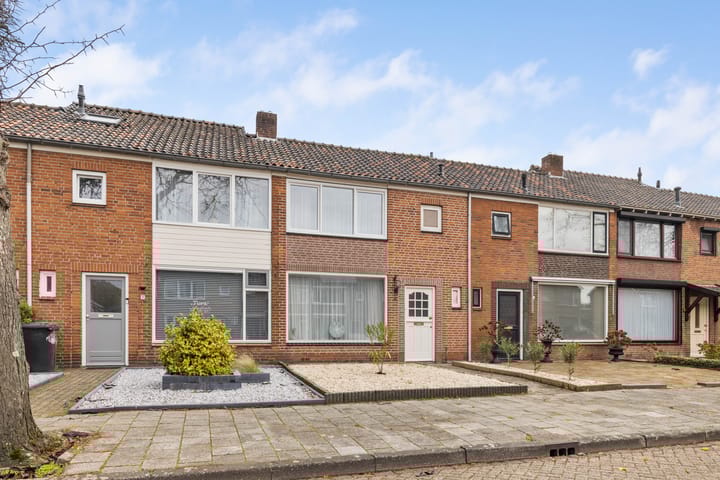 Foto 2 van Poelruitstraat 9