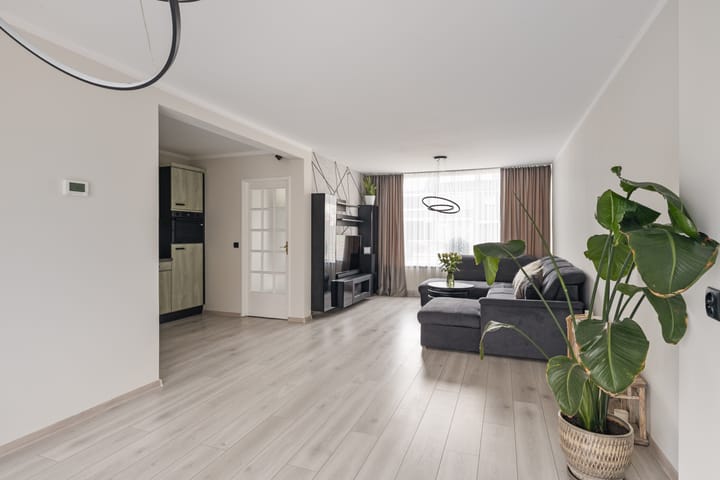 Foto 11 van Poelruitstraat 9