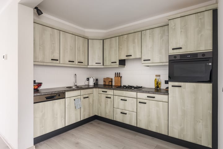 Foto 12 van Poelruitstraat 9