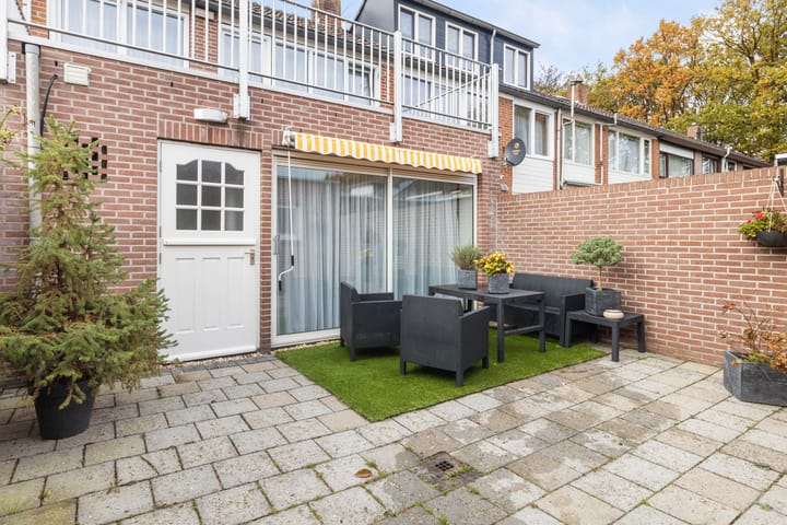 Foto 28 van Poelruitstraat 9