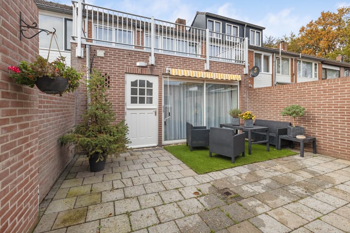 Foto 29 van Poelruitstraat 9