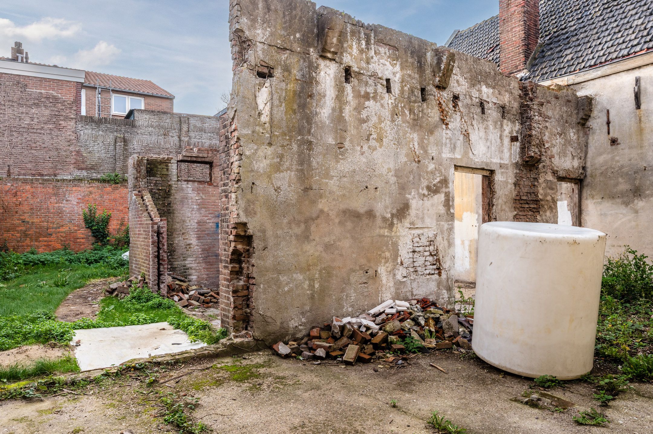 Photo 15 of Remisestraat 1