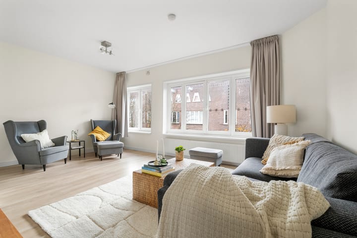 Foto 2 van Cornelis Trooststraat 17-3