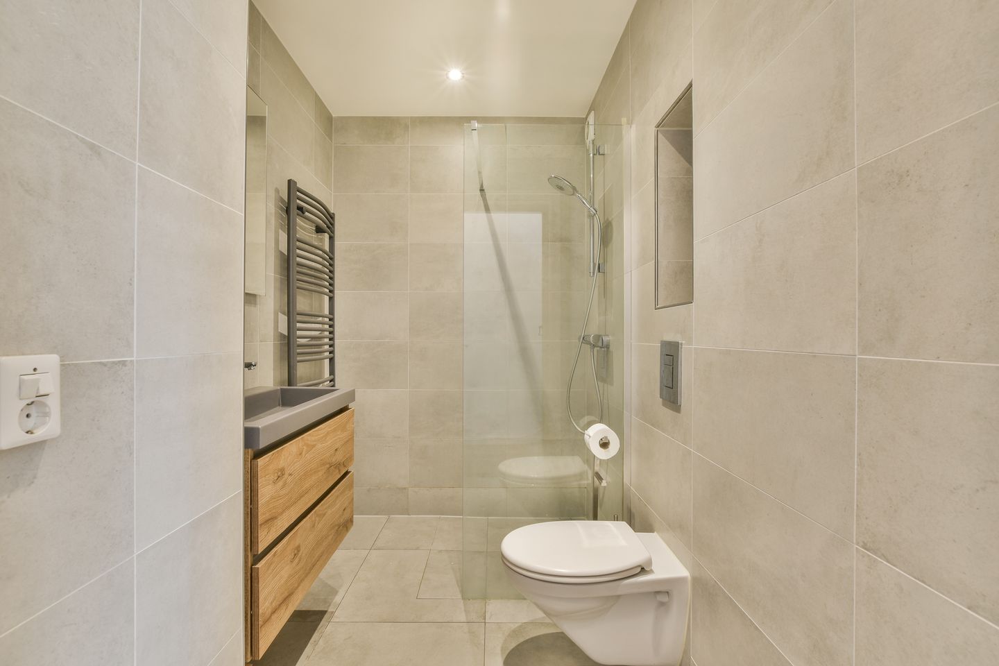 Photo 14 of Aalsmeerweg 90-2