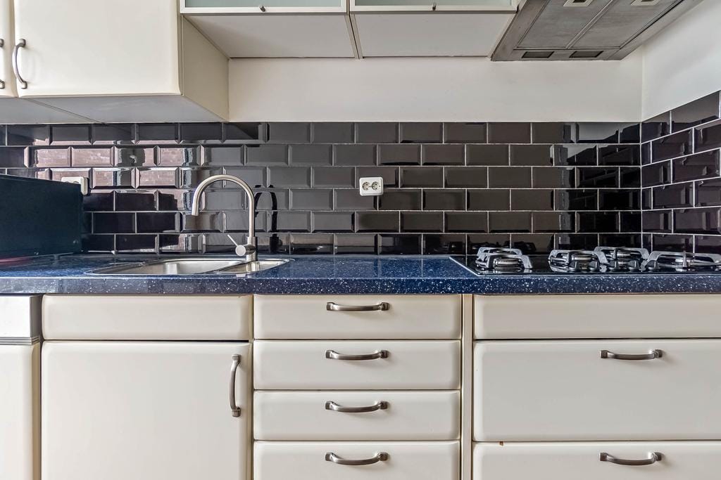 Photo 5 of Piet Heinstraat 43-A