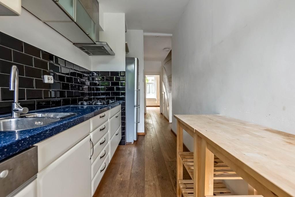 Photo 6 of Piet Heinstraat 43-A