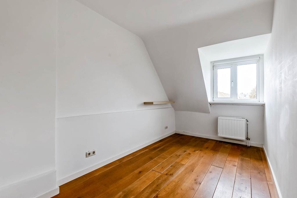 Photo 19 of Piet Heinstraat 43-A