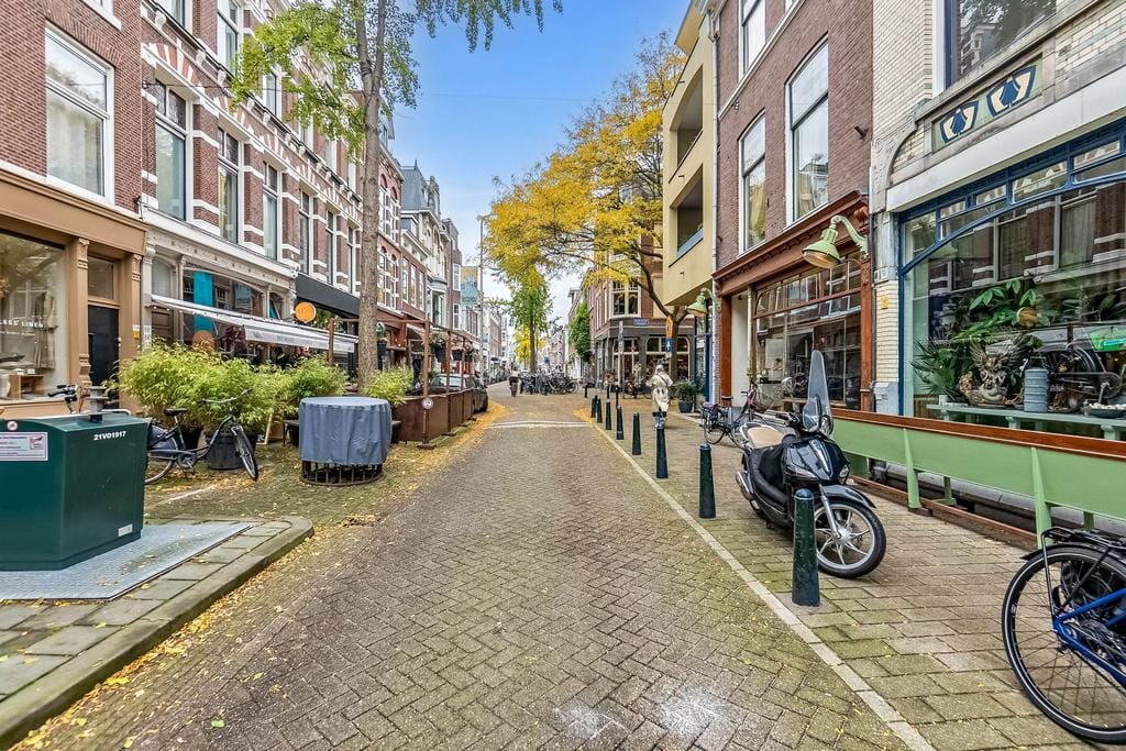 Photo 28 of Piet Heinstraat 43-A