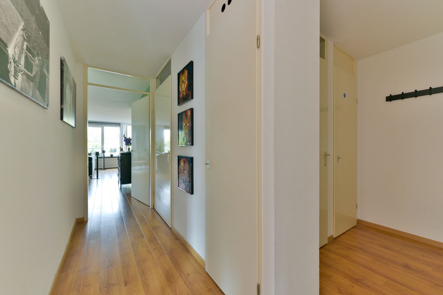 Photo 4 of Bronmos 14