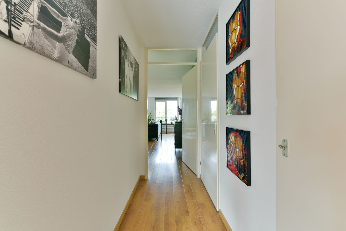 Photo 5 of Bronmos 14