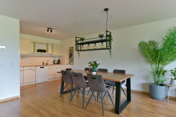 Photo 14 of Bronmos 14