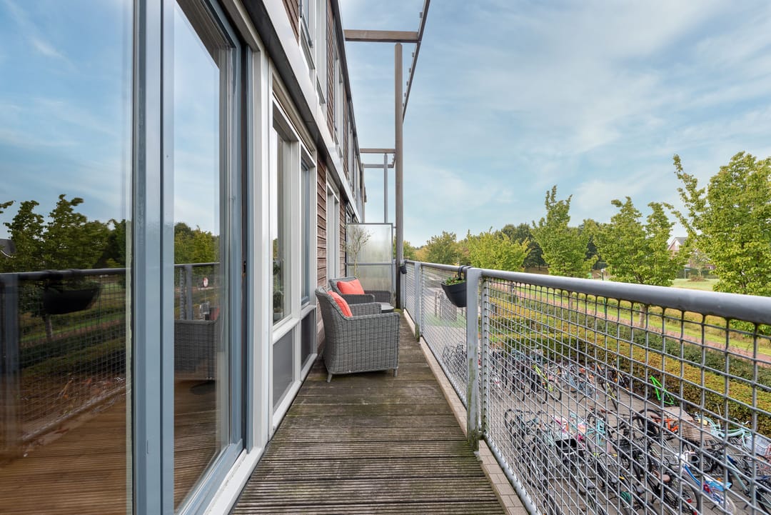 Photo 23 of Bronmos 14