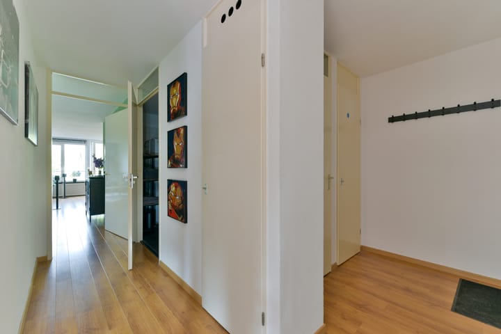 Photo 30 of Bronmos 14