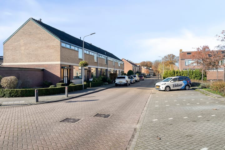 Photo 29 of De Manning 49