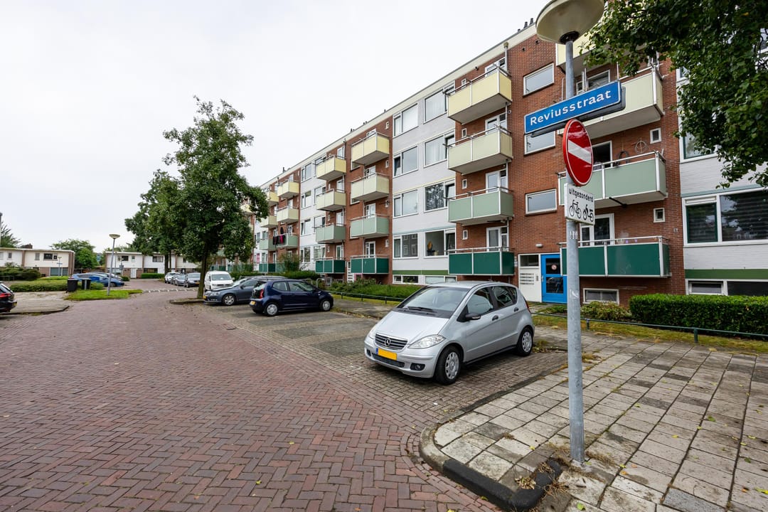 Foto 1 van Reviusstraat 18