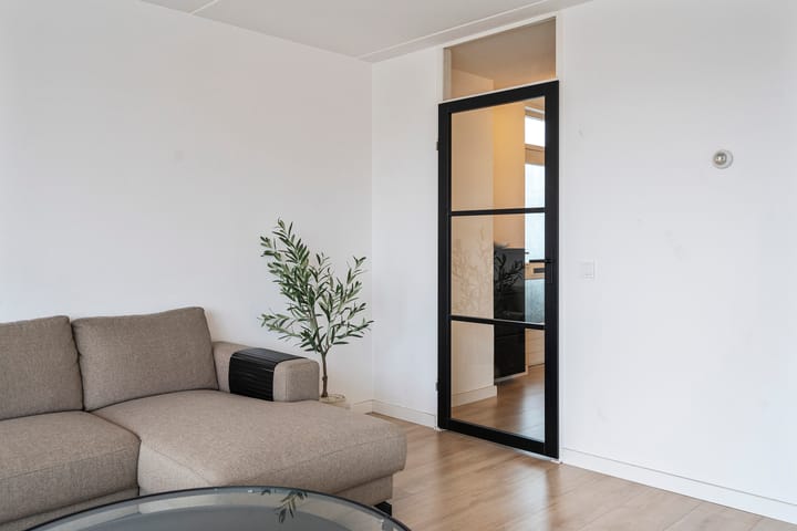 Foto 6 van C.H. Moensstraat 9