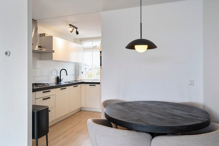 Foto 10 van C.H. Moensstraat 9