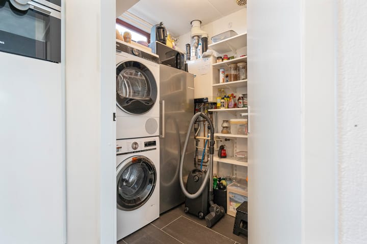 Foto 12 van C.H. Moensstraat 9