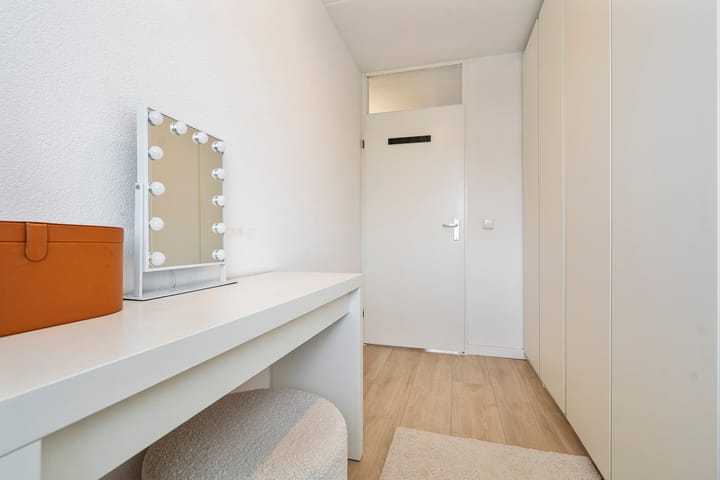 Foto 21 van C.H. Moensstraat 9