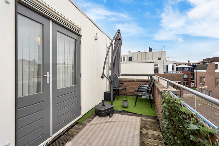 Foto 33 van C.H. Moensstraat 9