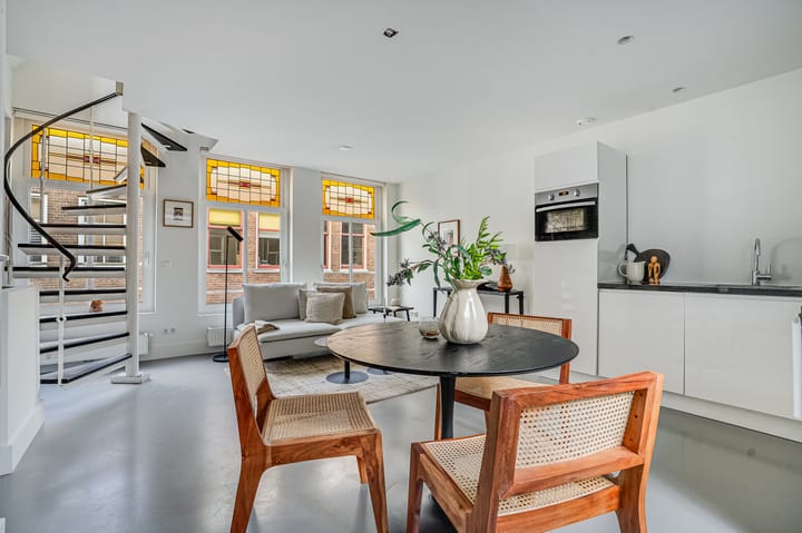 Foto 6 van Binnen Dommersstraat 27-2