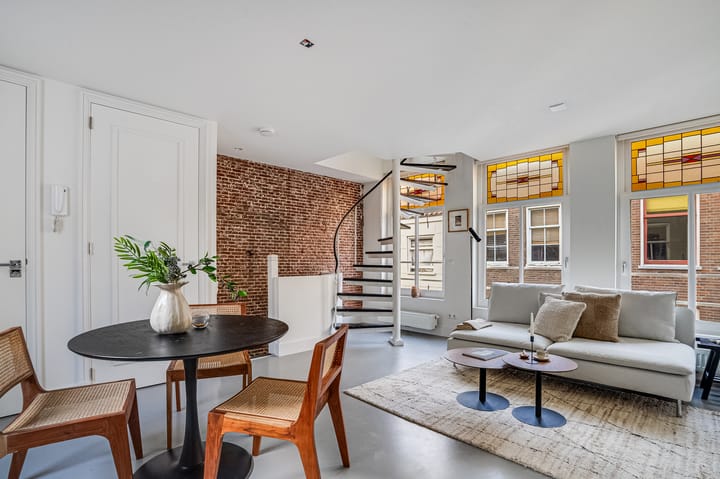 Foto 1 van Binnen Dommersstraat 27-2