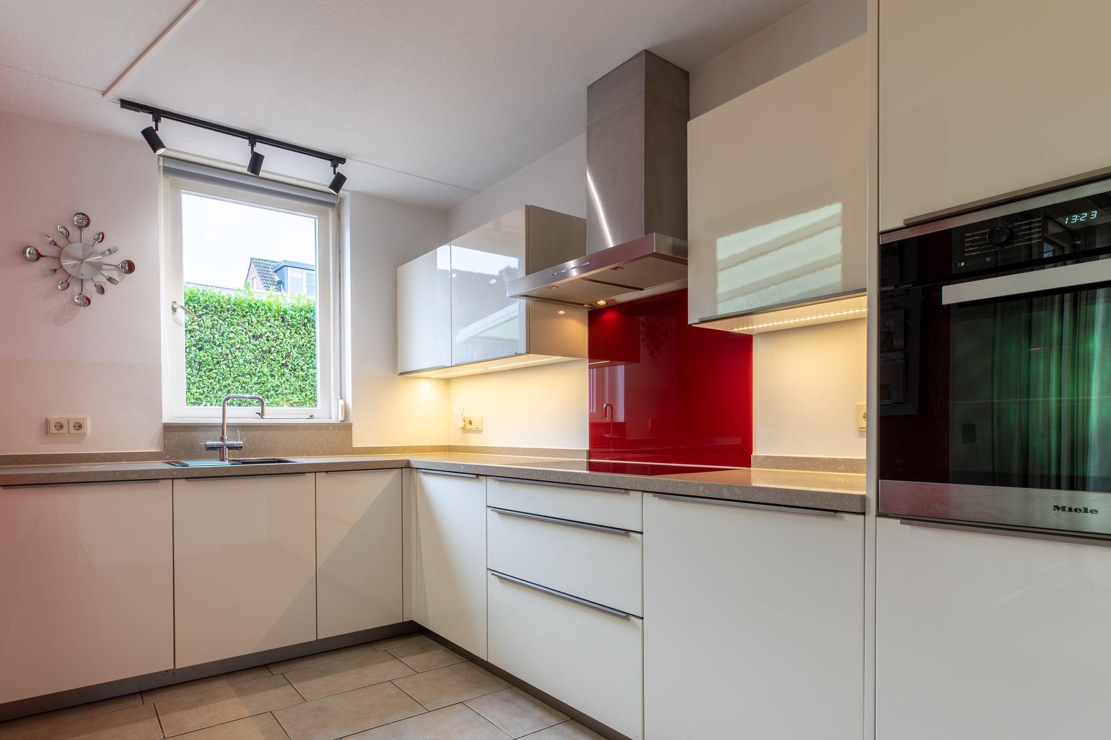 Foto 9 van Iepenstraat 57