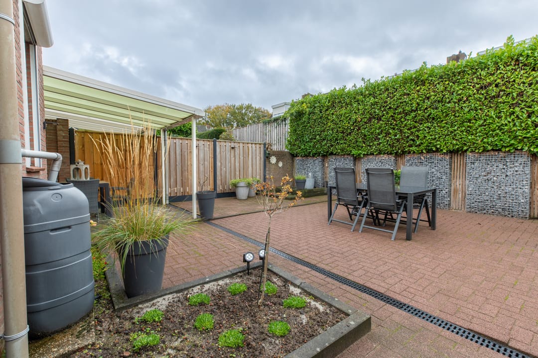 Foto 28 van Iepenstraat 57