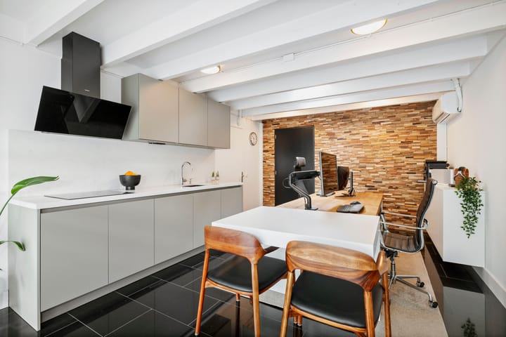 Photo 18 of Leonard Springerlaan 299