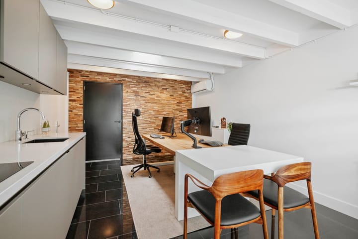 Photo 19 of Leonard Springerlaan 299