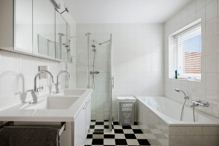 Photo 25 of Leonard Springerlaan 299