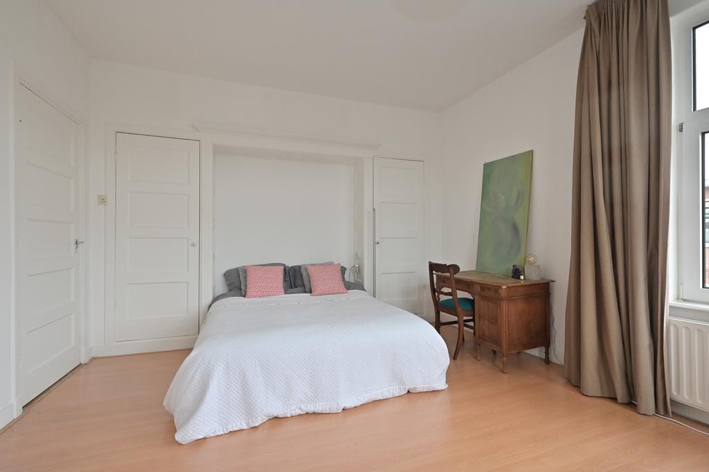 Foto 11 van Van Nijenrodestraat 98