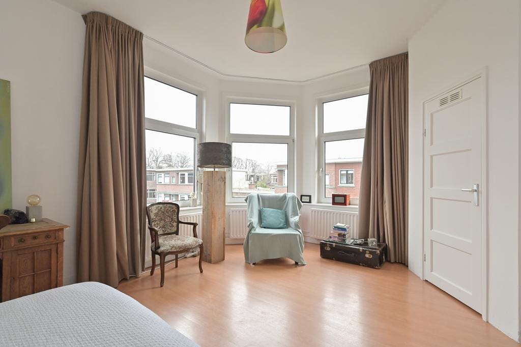 Foto 12 van Van Nijenrodestraat 98