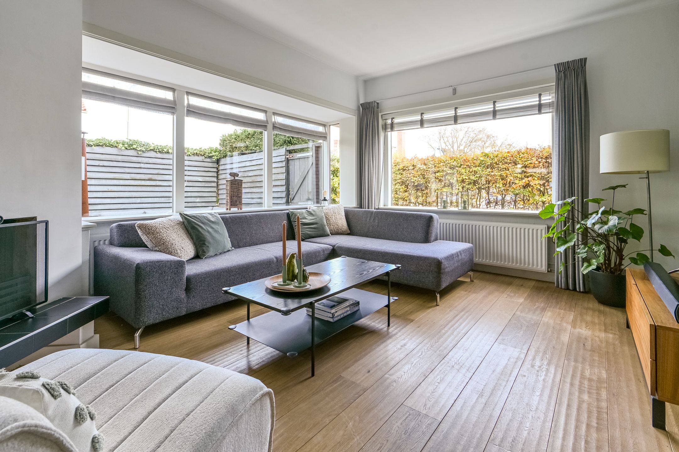 Photo 3 of Van den Vondellaan 16