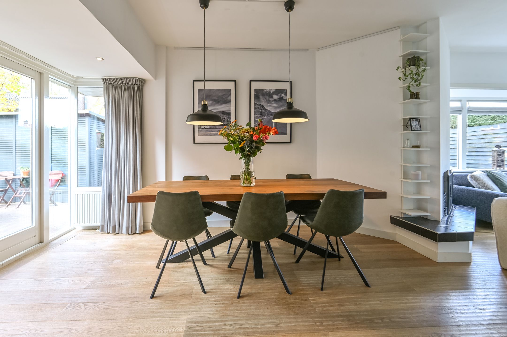 Photo 12 of Van den Vondellaan 16