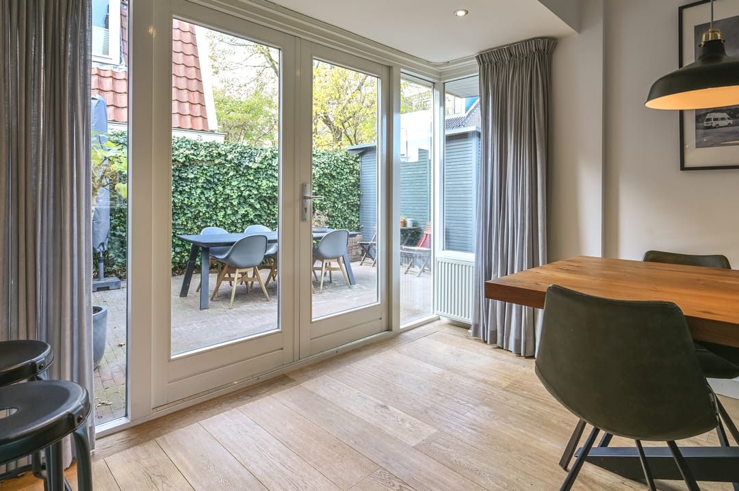 Photo 13 of Van den Vondellaan 16